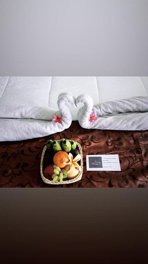 Grey House Monkey Forest อูบุด ภายนอก รูปภาพ